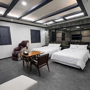 Hotel Carlton Juan Spacious Renovated Free Wifi